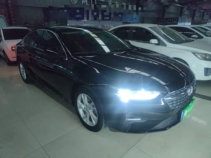 Фото 4 - Buick Regal