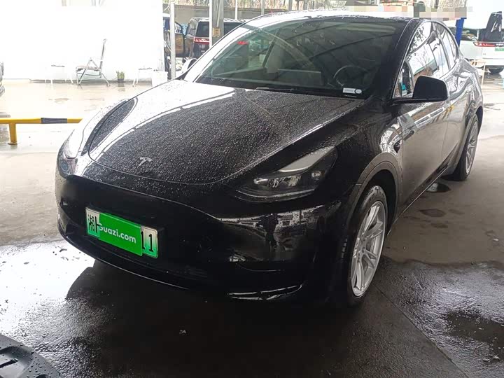 Фото 2 - Tesla Model Y