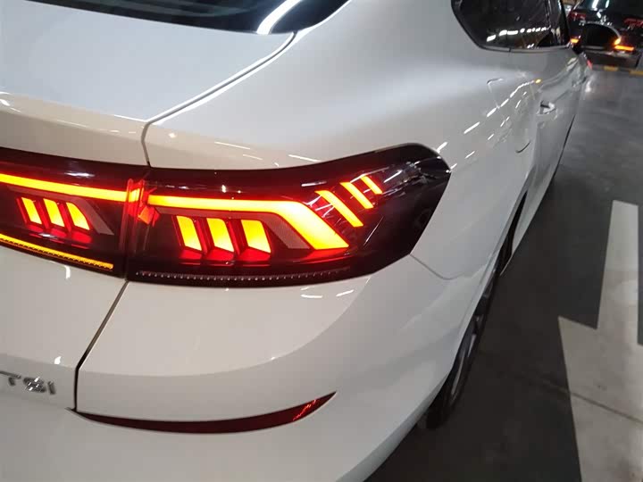 Фото 8 - Volkswagen Lamando L