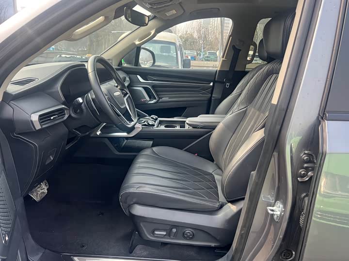 Фото 4 - Maxus Territory