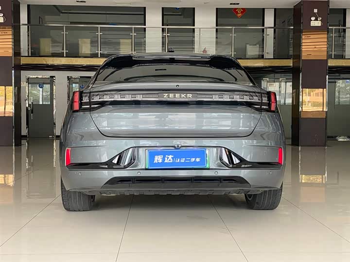 Фото 5 - Zeekr 001