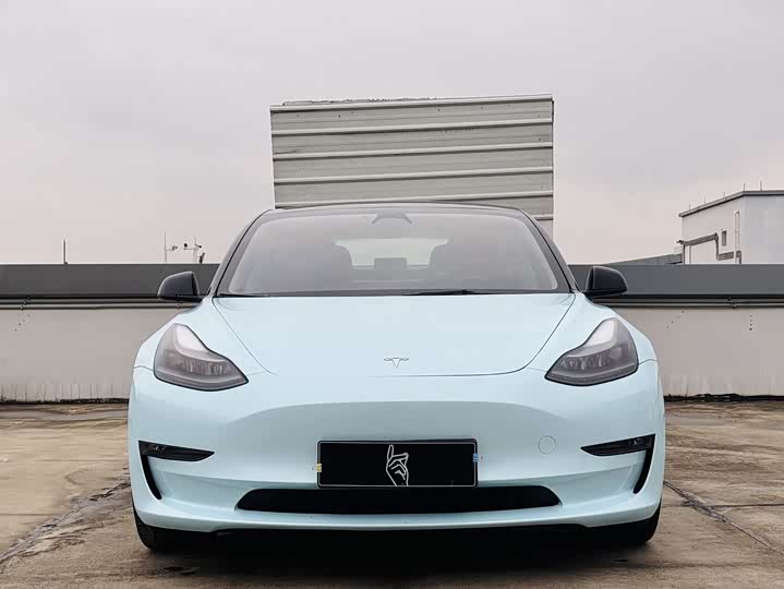 Фото 7 - Tesla Model 3