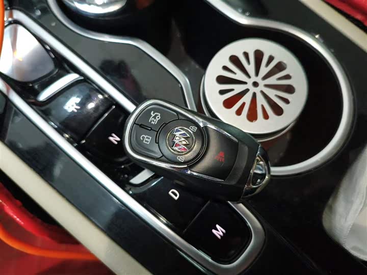 Фото 9 - Buick Regal