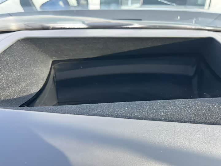 Фото 9 - XPeng P7