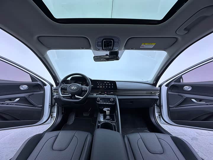 Фото 9 - Hyundai Elantra N line