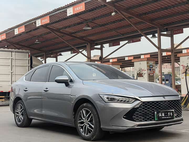 Фото 3 - BYD Qin Plus