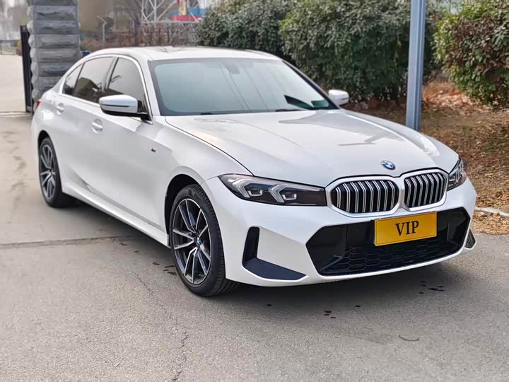 Фото 1 - BMW 3 Series