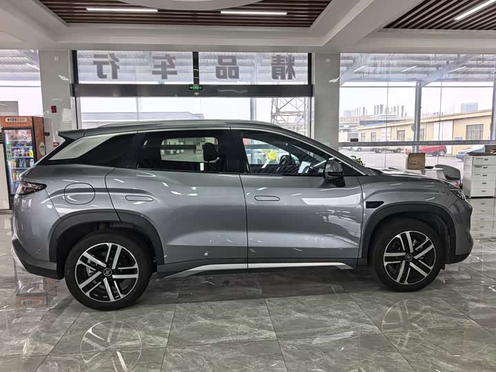 Фото 9 - BYD Song L DM-i Hybrid