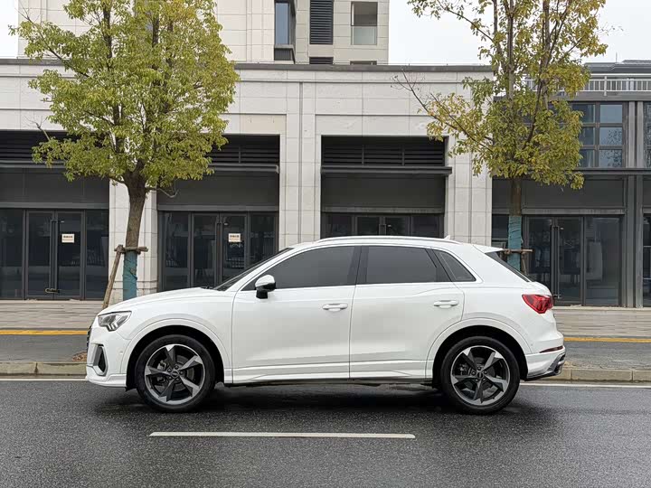 Фото 3 - Audi Q3