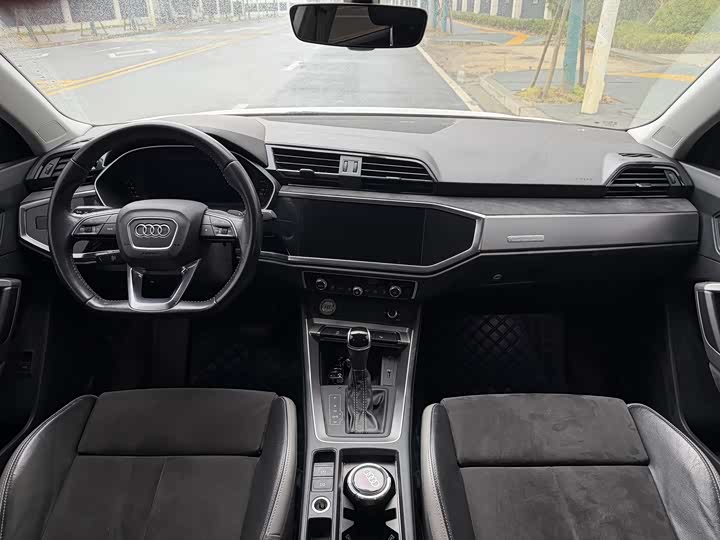 Фото 9 - Audi Q3