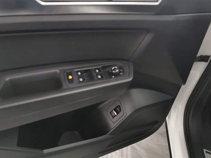 Фото 7 - Volkswagen Teramont Pro