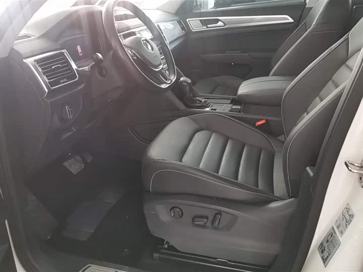 Фото 9 - Volkswagen Teramont Pro