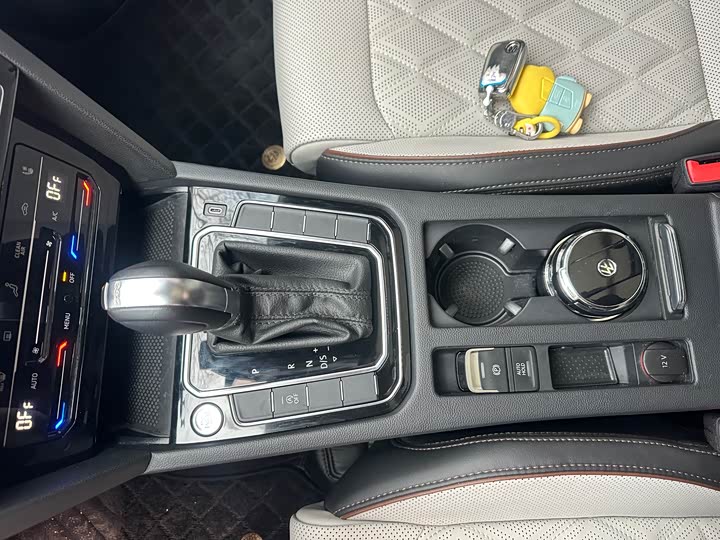 Фото 9 - Volkswagen Magotan