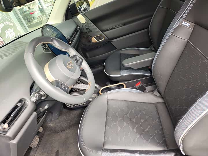 Фото 3 - Mini Cooper