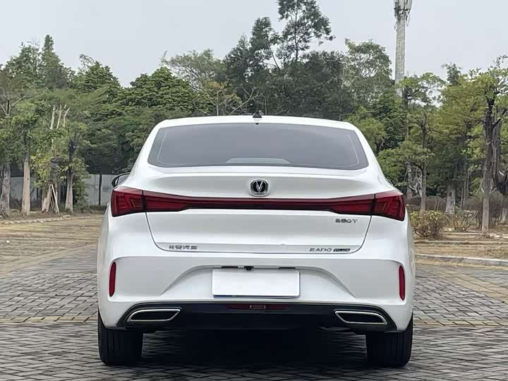 Фото 9 - Changan Eado Plus