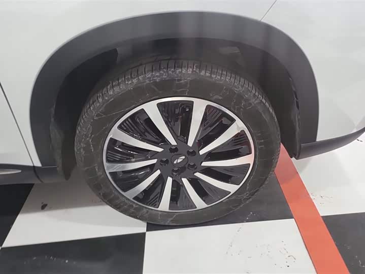 Фото 6 - Chery Fulwin T8