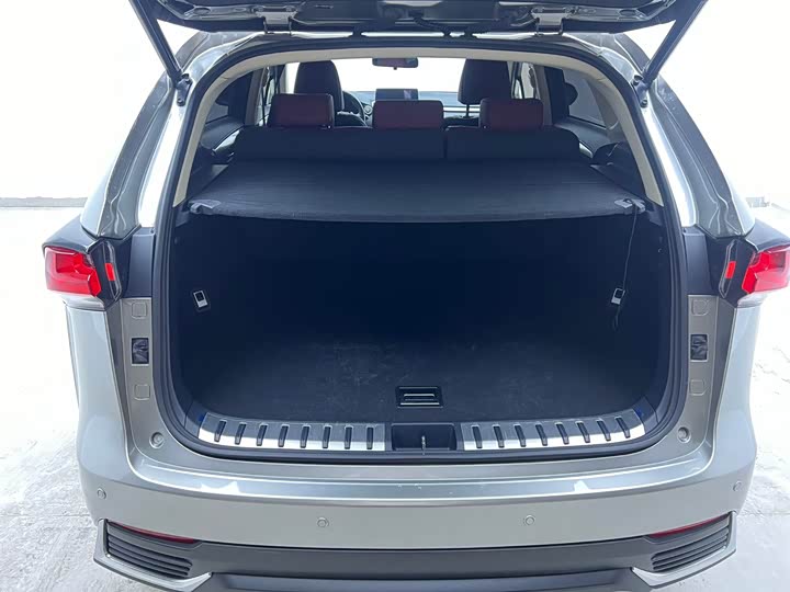 Фото 7 - Lexus NX