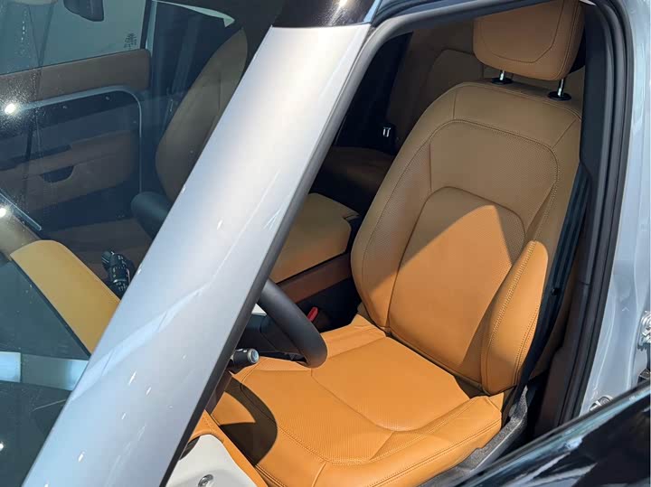 Фото 3 - Land Rover Defender