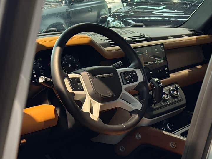 Фото 4 - Land Rover Defender