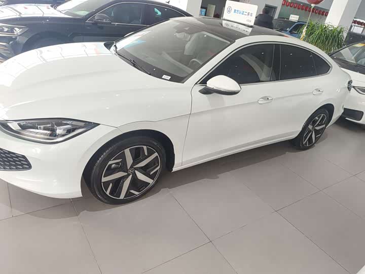 Фото 3 - Volkswagen Lamando L