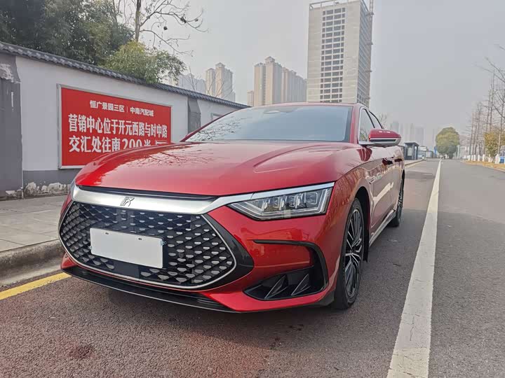 Фото 1 - BYD Han