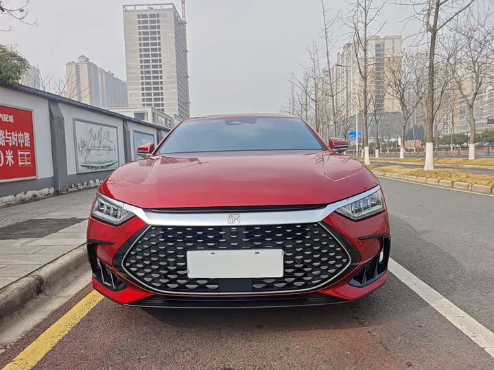 Фото 2 - BYD Han