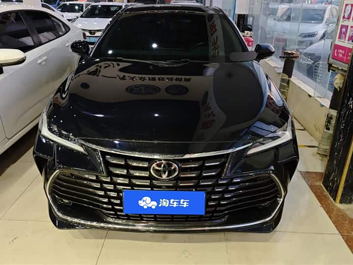 Фото 2 - Toyota Avalon