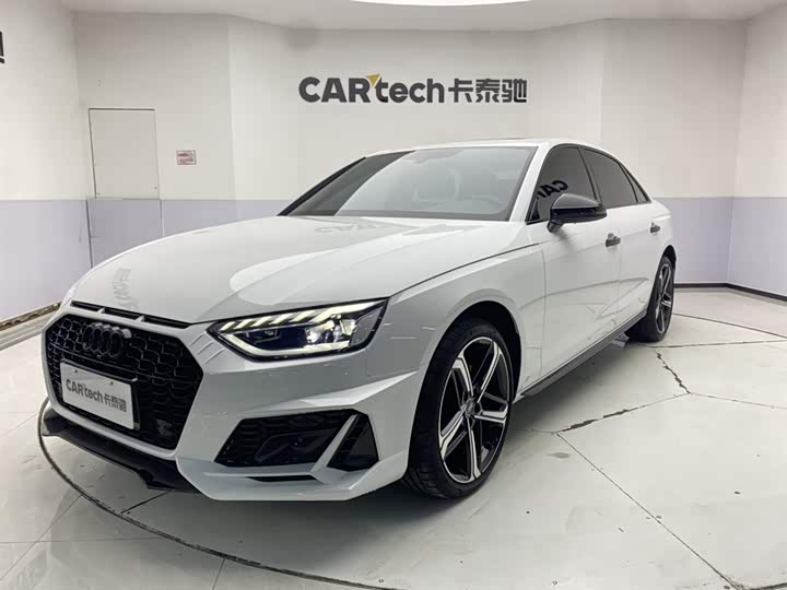 Фото 1 - Audi A4L