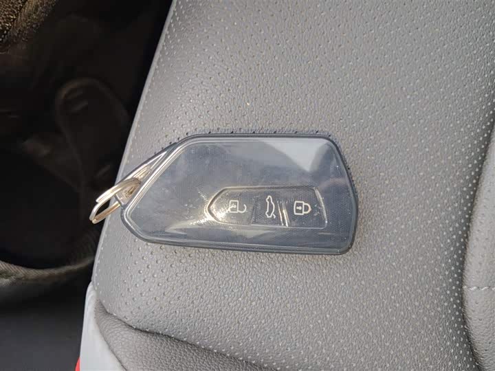 Фото 9 - Volkswagen Lamando L