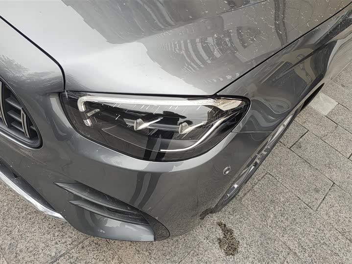 Фото 5 - Mercedes-Benz E-Class