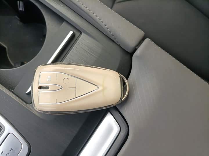 Фото 9 - Changan CS75 Plus