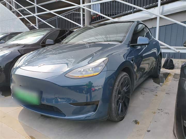 Фото 2 - Tesla Model Y
