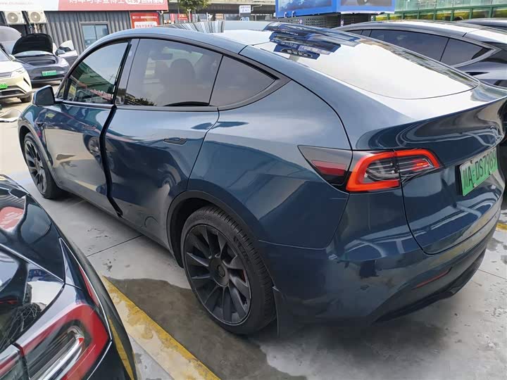 Фото 5 - Tesla Model Y