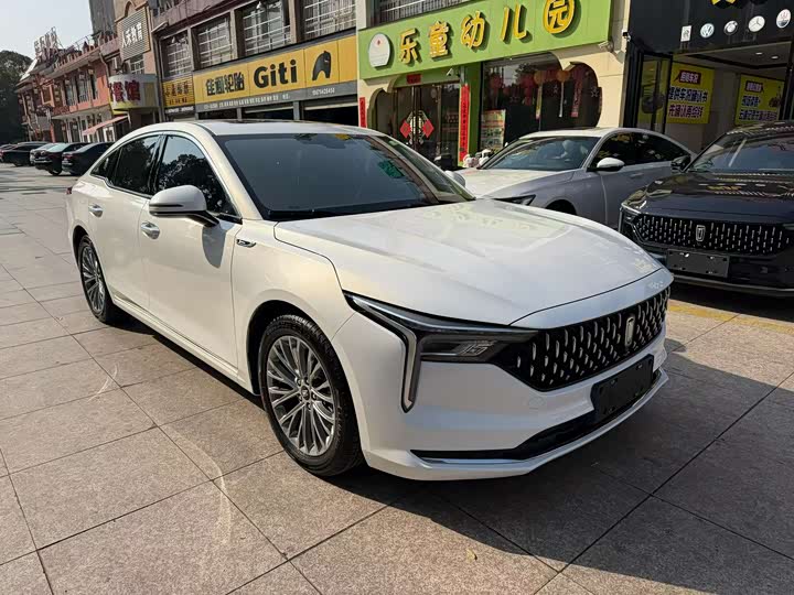 Фото 3 - Bestune B70