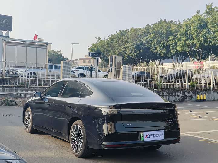 Фото 6 - Nissan N7