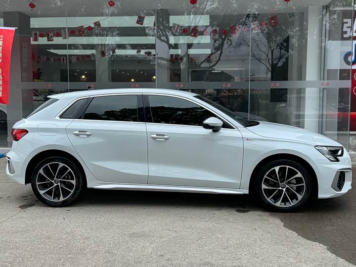 Фото 5 - Audi A3