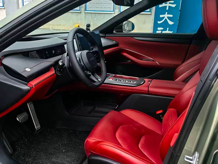 Фото 3 - Xiaomi SU7