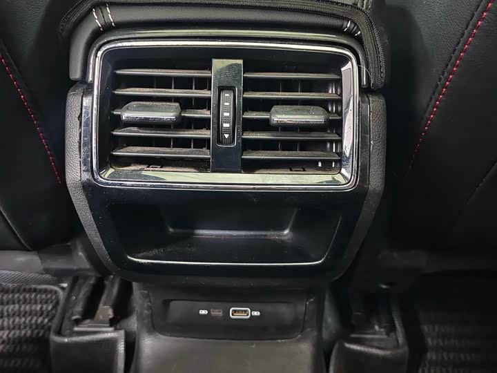 Фото 7 - Skoda Karoq