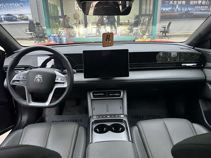 Фото 6 - BYD Qin L