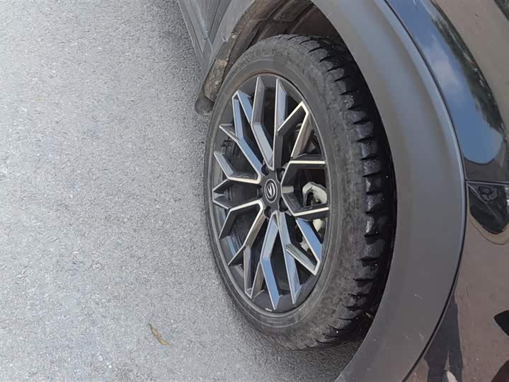 Фото 6 - Changan UNI-T