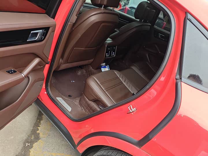 Фото 4 - Porsche Cayenne