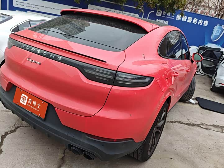 Фото 5 - Porsche Cayenne