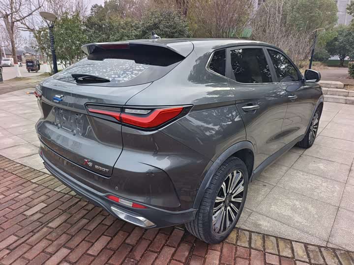 Фото 9 - Changan Oshan X5
