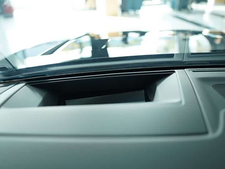 Фото 9 - Volkswagen Touareg