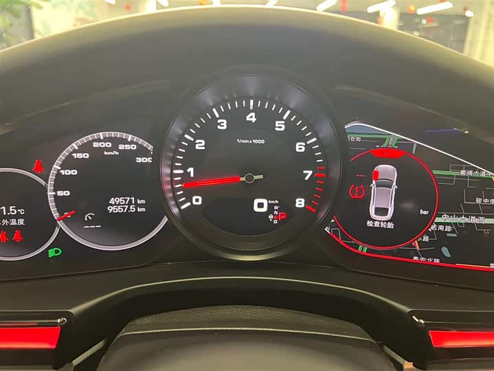 Фото 7 - Porsche Panamera