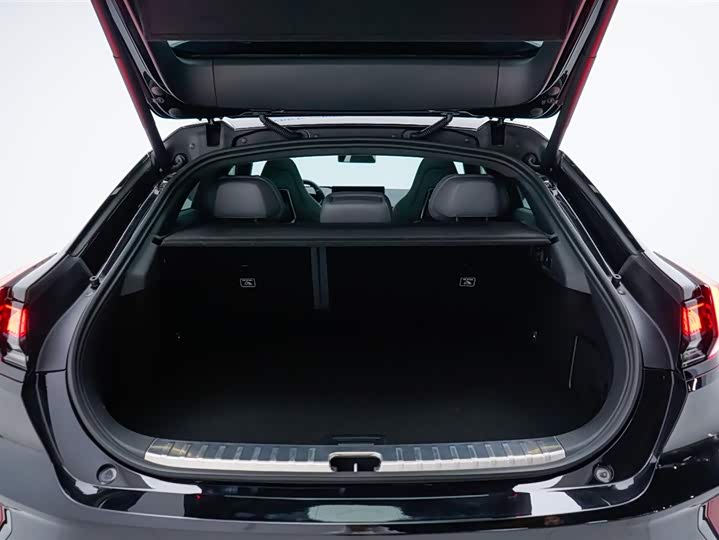 Фото 7 - Zeekr 001