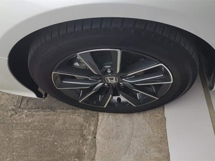 Фото 6 - Honda Inspire