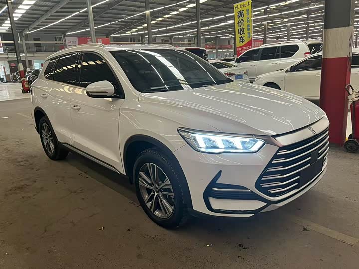 Фото 3 - BYD Song Pro