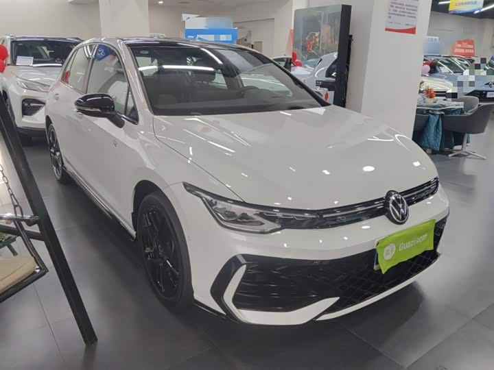 Фото 4 - Volkswagen Golf