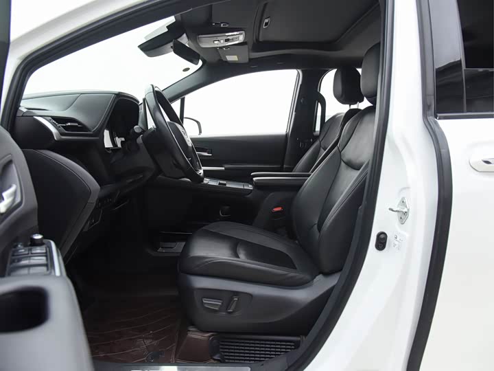 Фото 6 - Toyota Sienna